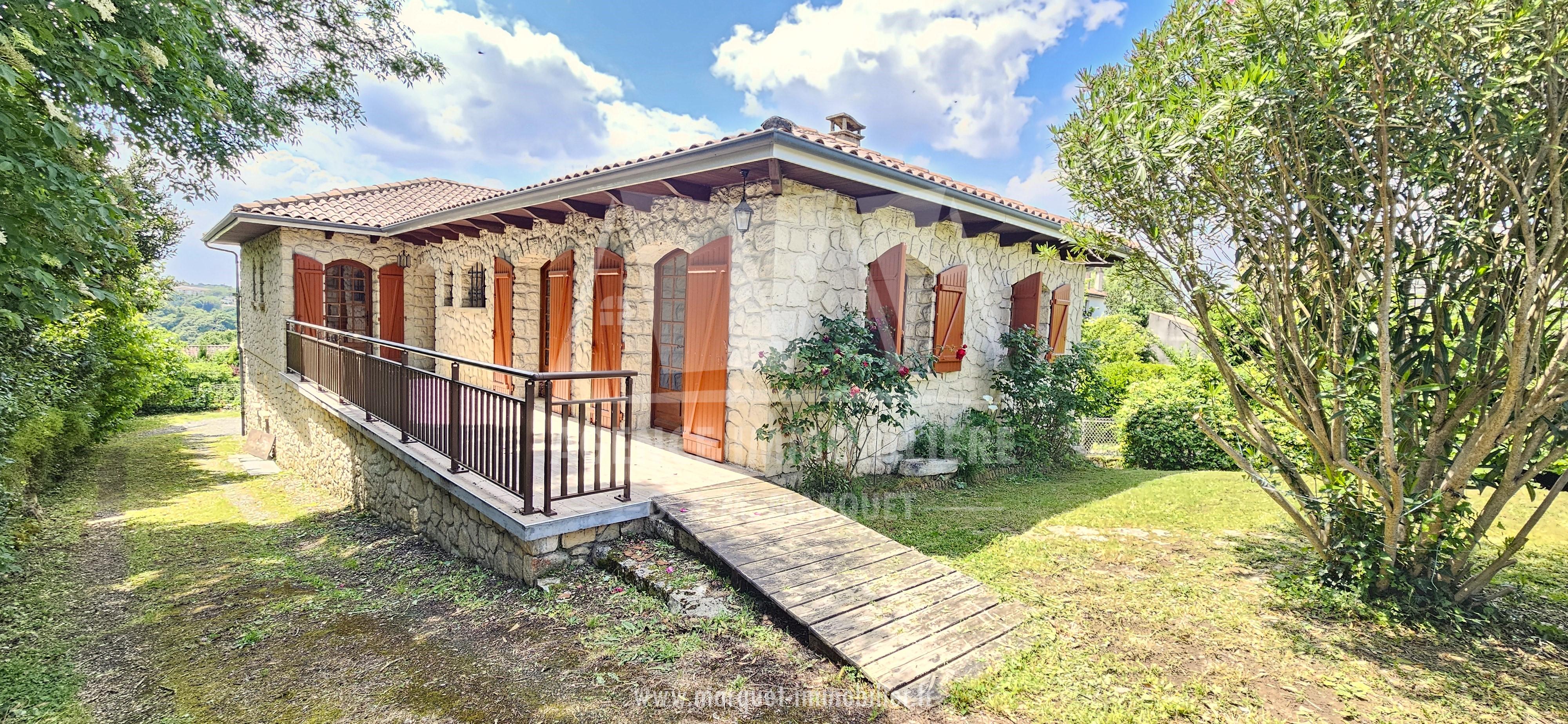 SOYAUX - SECTEUR LA CIGOGNE MAISON SUR SOUS-SOL D'ENV 180 m² AVEC TERRASSE, TERRAIN CLOS ET GARAGE